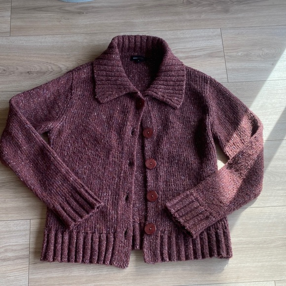 BCBGMaxAzria Sweaters - BCBGMaxazria wool blend sweater